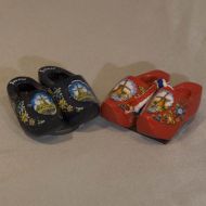 Magnet 2 Wooden Shoes Blue Mill